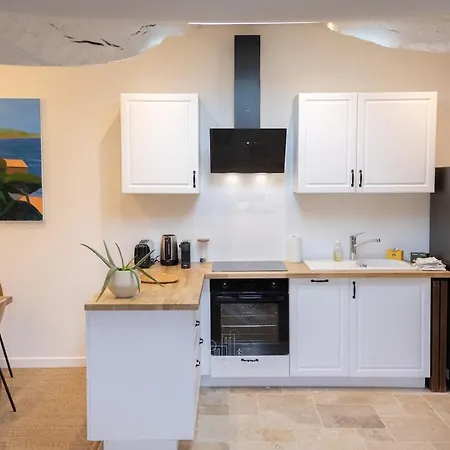 Sublime Particulier • Jardin & Parking Prive Appartement *